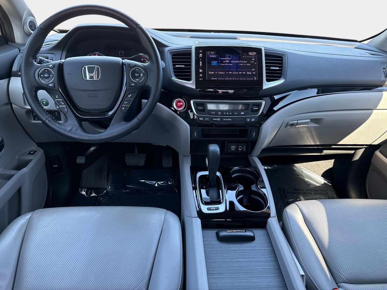 Used 2018 Honda Ridgeline RTL-E image 16
