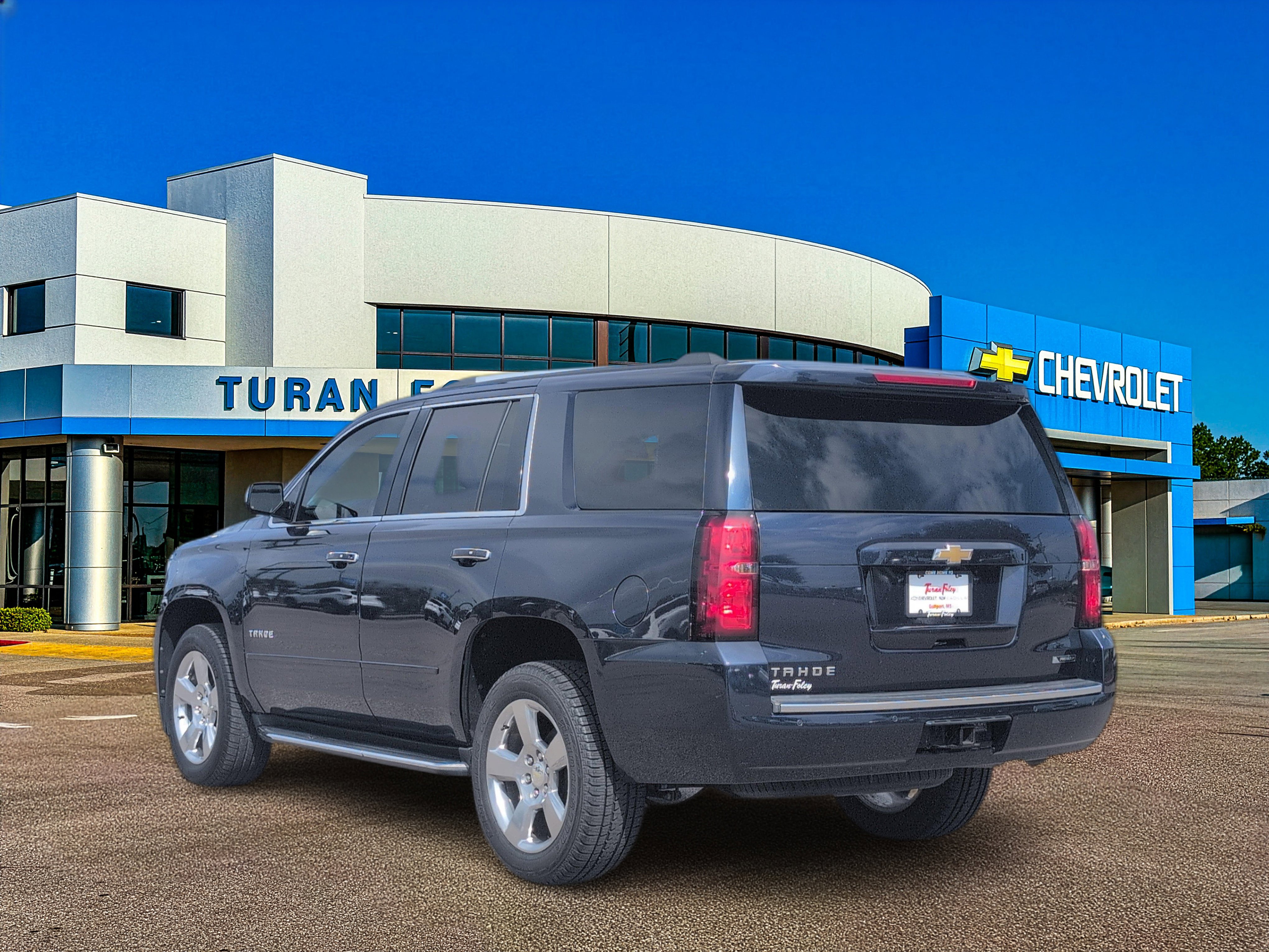 Used 2018 Chevrolet Tahoe Premier RWD image 3