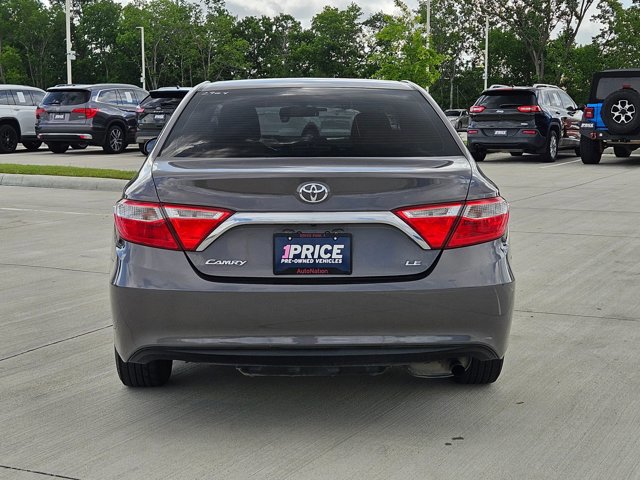 Used 2015 Toyota Camry LE FWD image 6