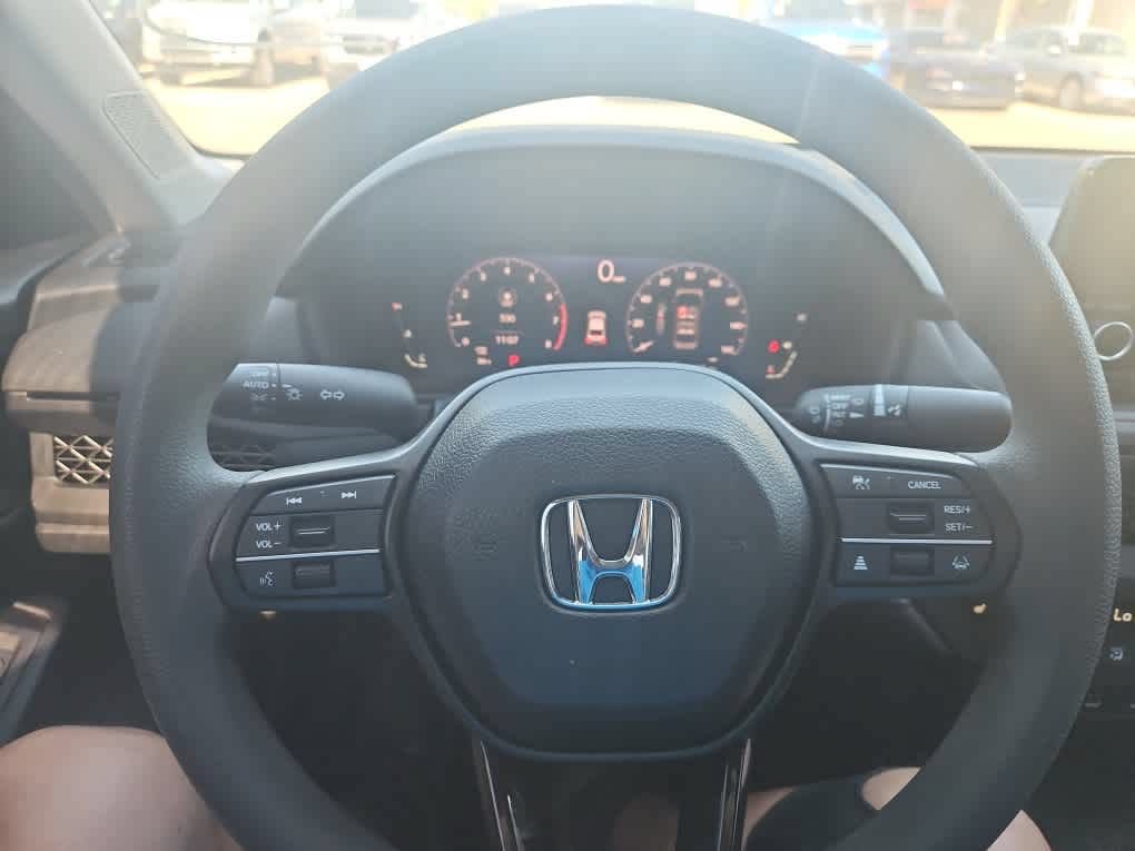 Used 2025 Honda Accord SE image 15