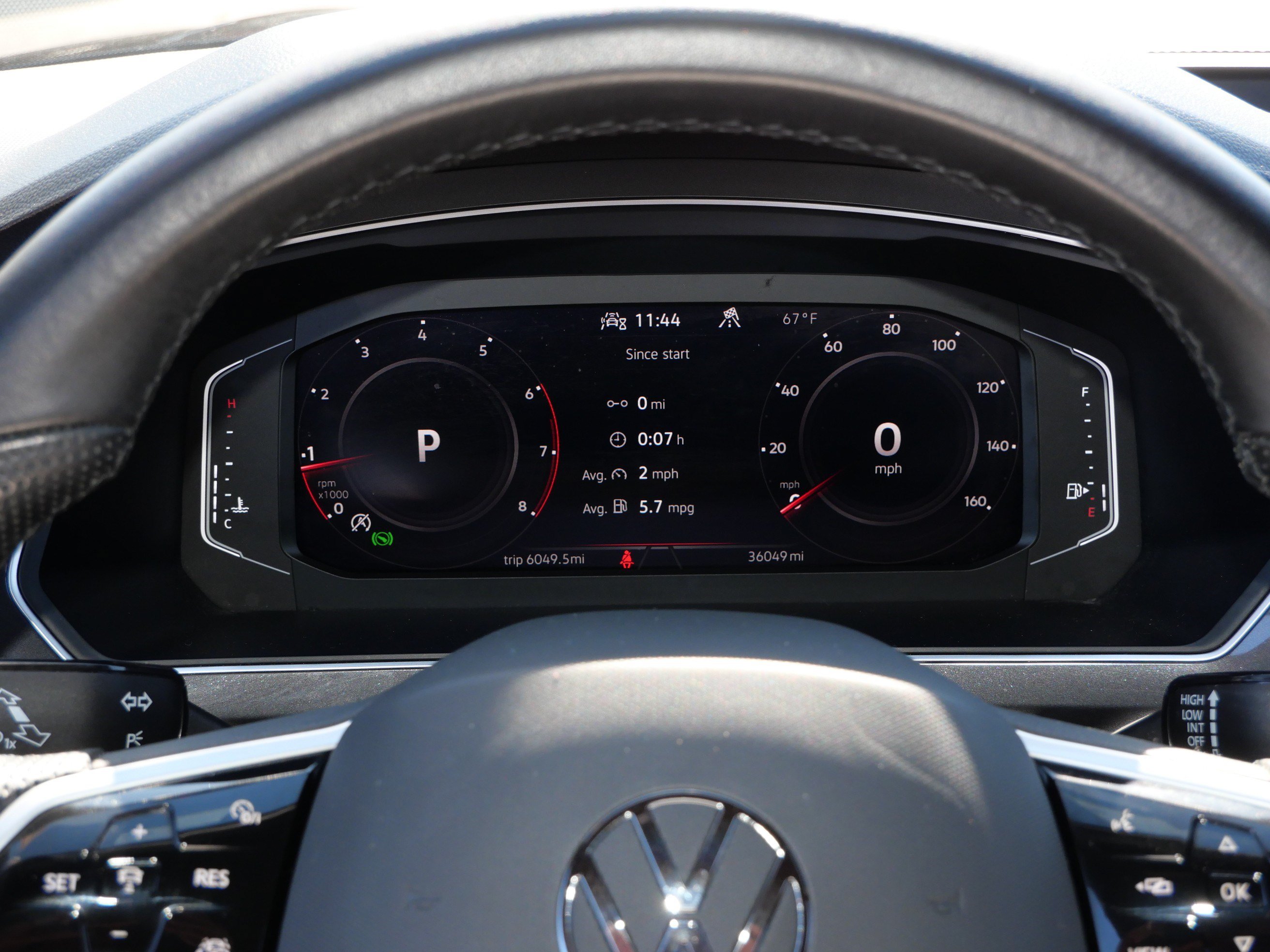 Certified 2024 Volkswagen Tiguan SEL R-Line AWD/4WD image 21
