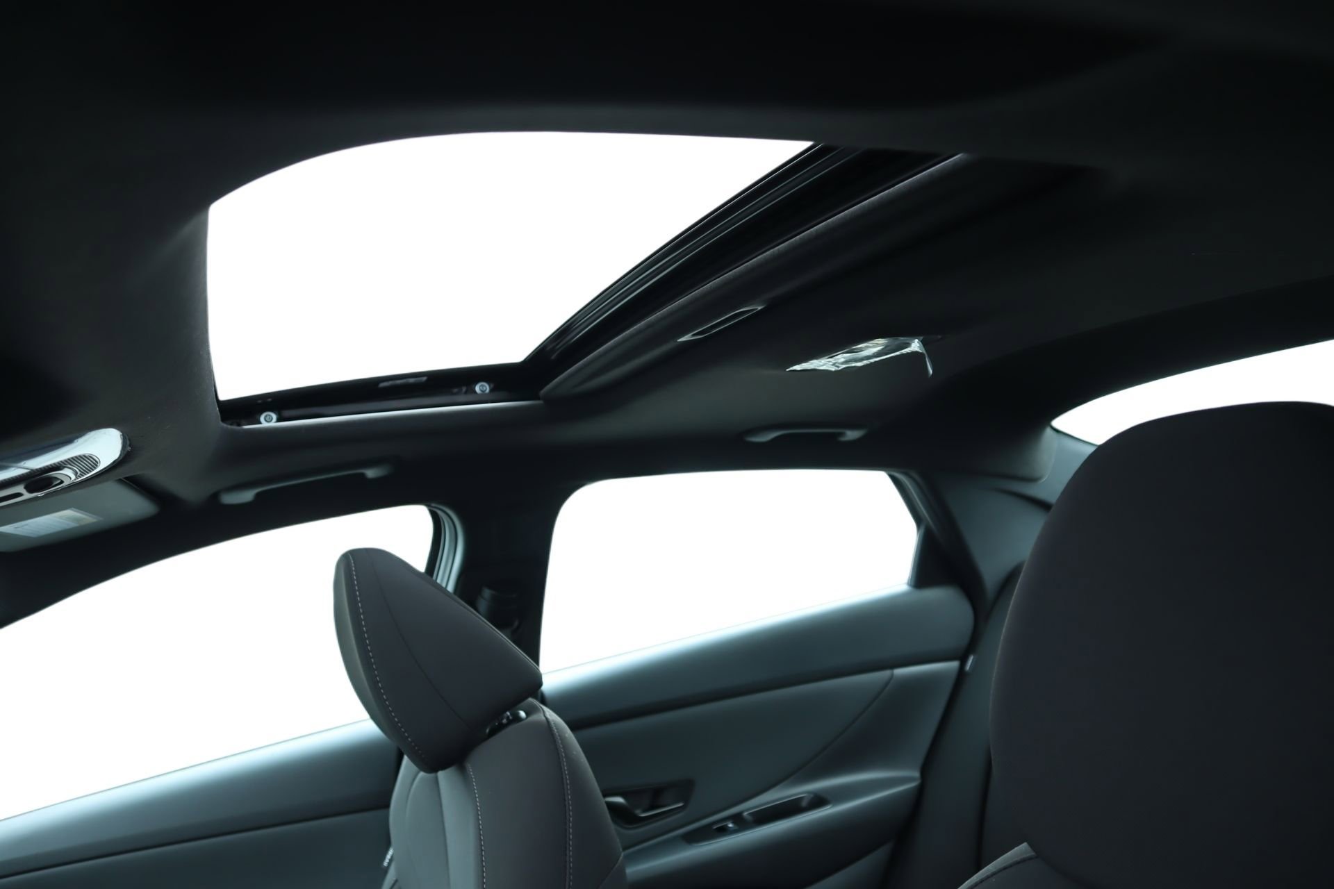 New 2026 Hyundai Elantra SEL Sport Premium FWD image 21