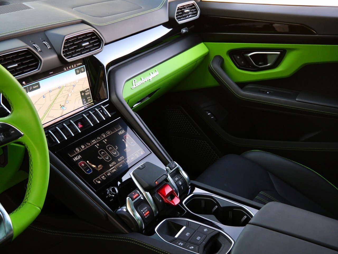 Used 2023 Lamborghini Urus S image 16