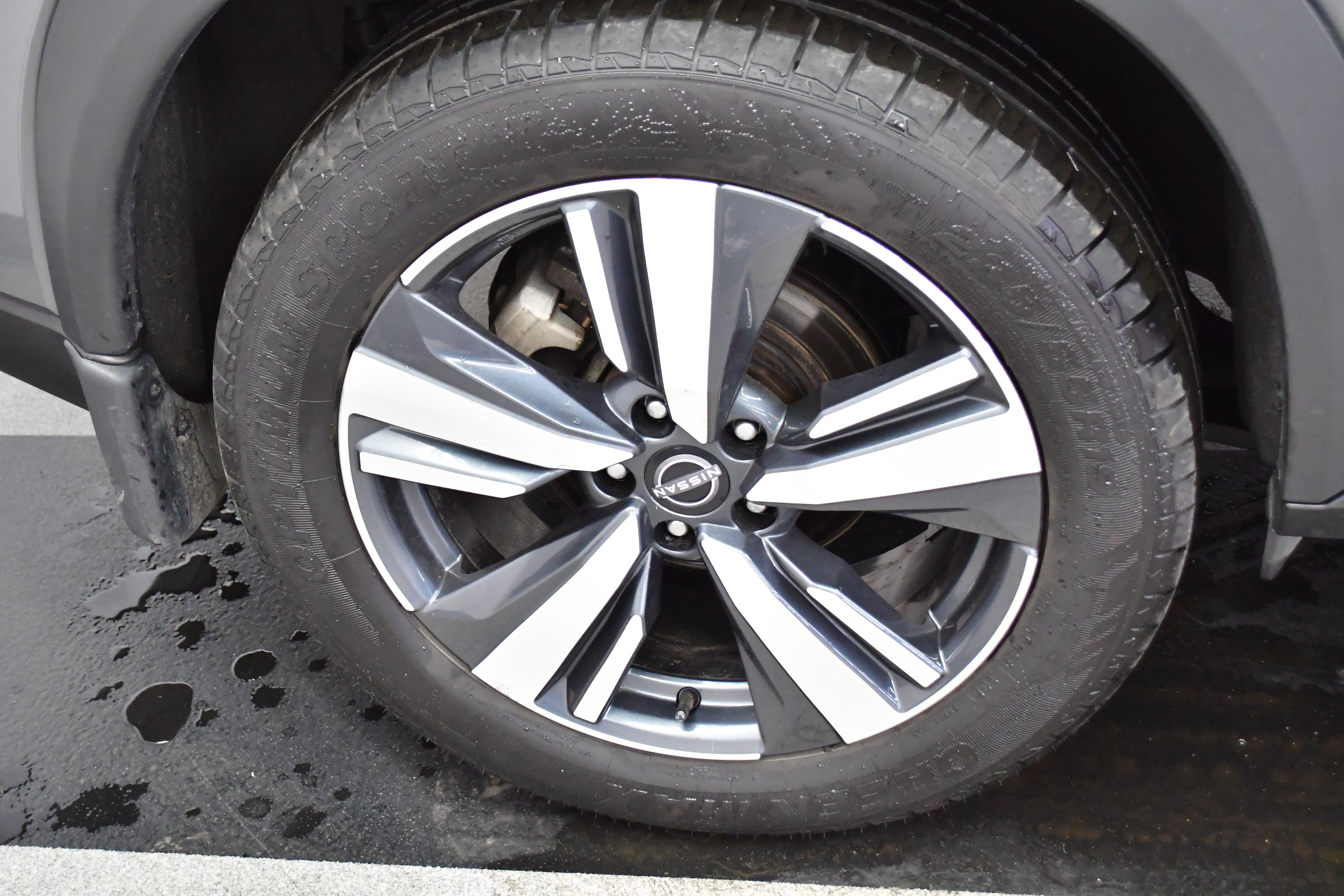 Used 2023 Nissan Rogue SL image 63