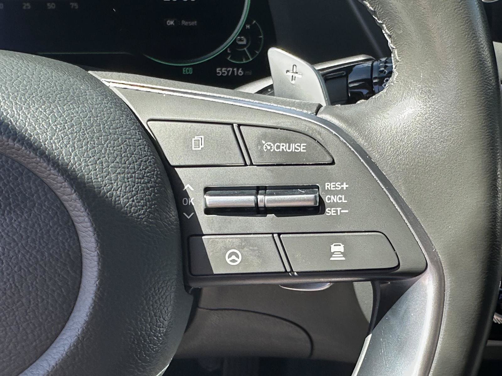 Certified 2023 Hyundai Sonata Limited FWD image 33