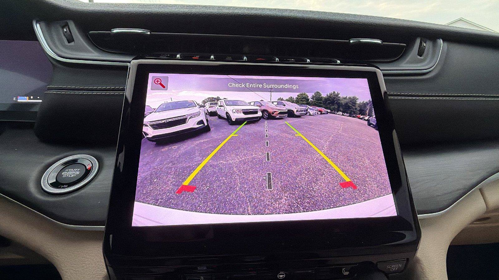 Used 2023 Jeep Grand Cherokee Limited AWD/4WD image 34