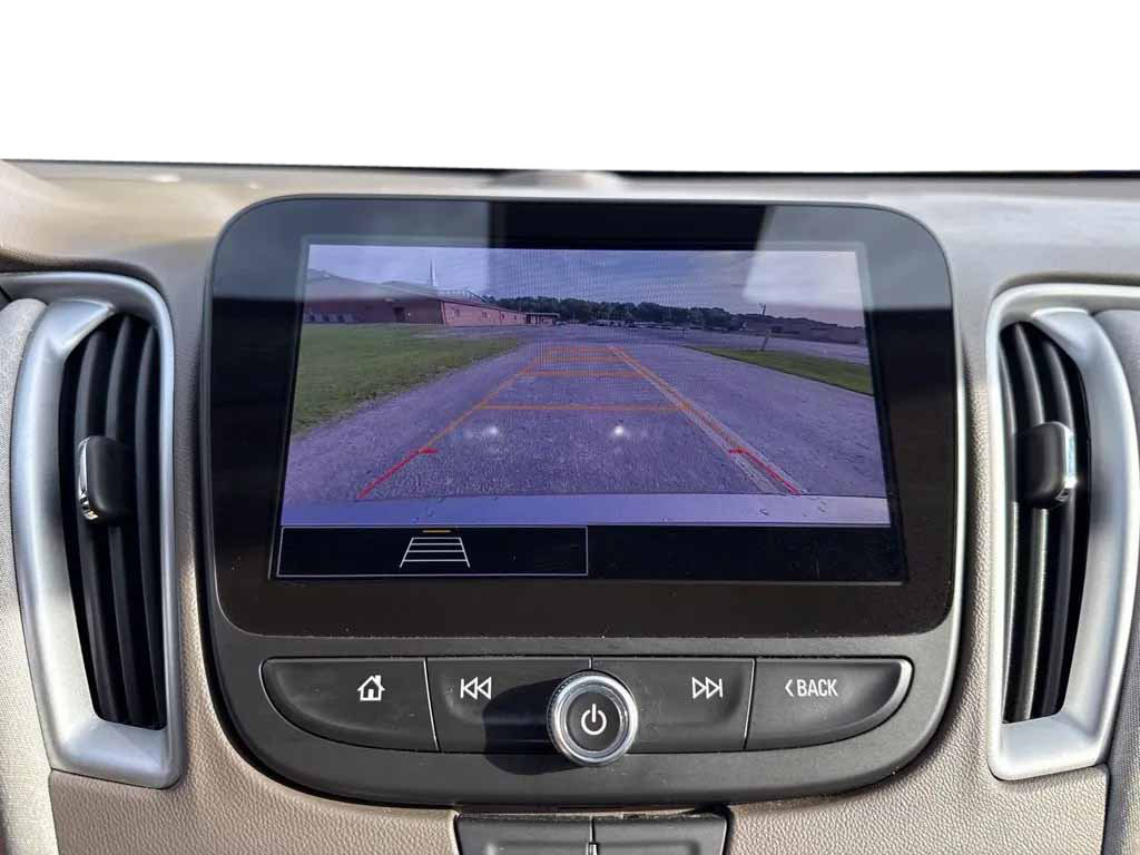 Used 2024 Chevrolet Malibu LT FWD image 22