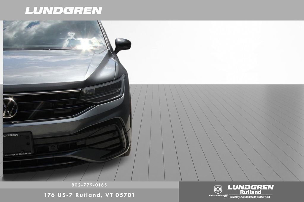 Used 2023 Volkswagen Tiguan SE R-Line image 39