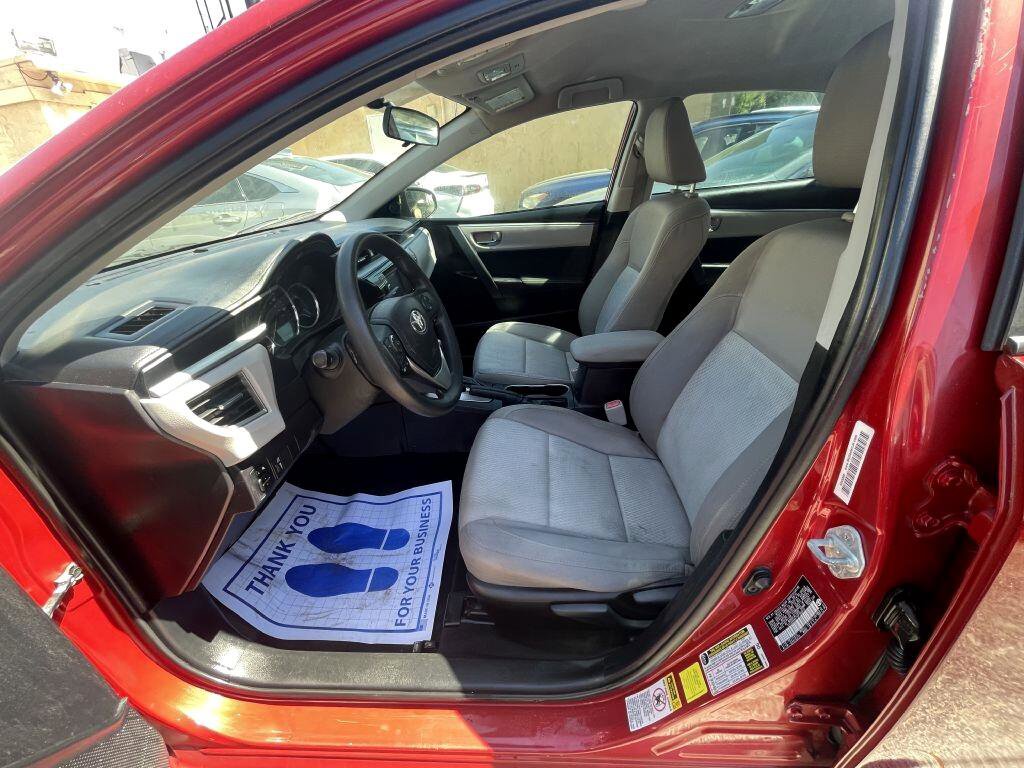 Used 2016 Toyota Corolla LE image 8