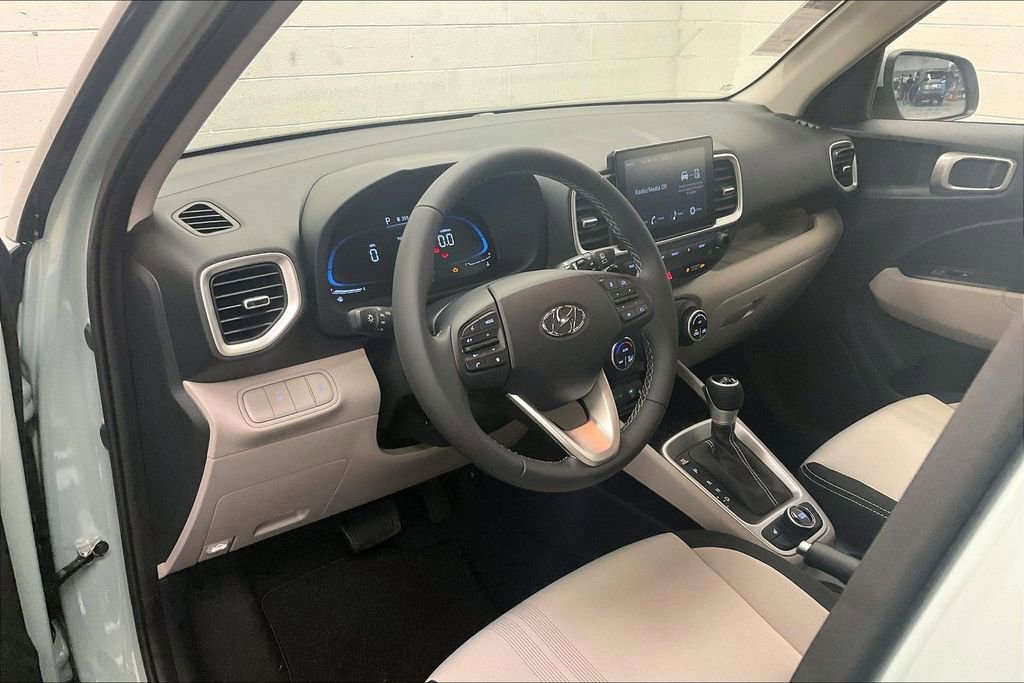 New 2026 Hyundai Venue SEL image 7