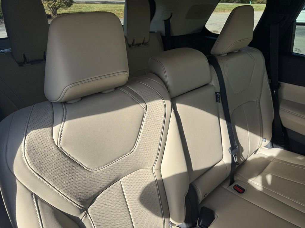 Used 2024 INFINITI QX60 Luxe image 30