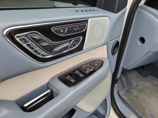 Used 2018 Lincoln Navigator Black Label w/ Cargo Package image 10