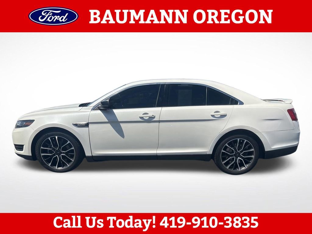 Used 2018 Ford Taurus SHO AWD/4WD image 9
