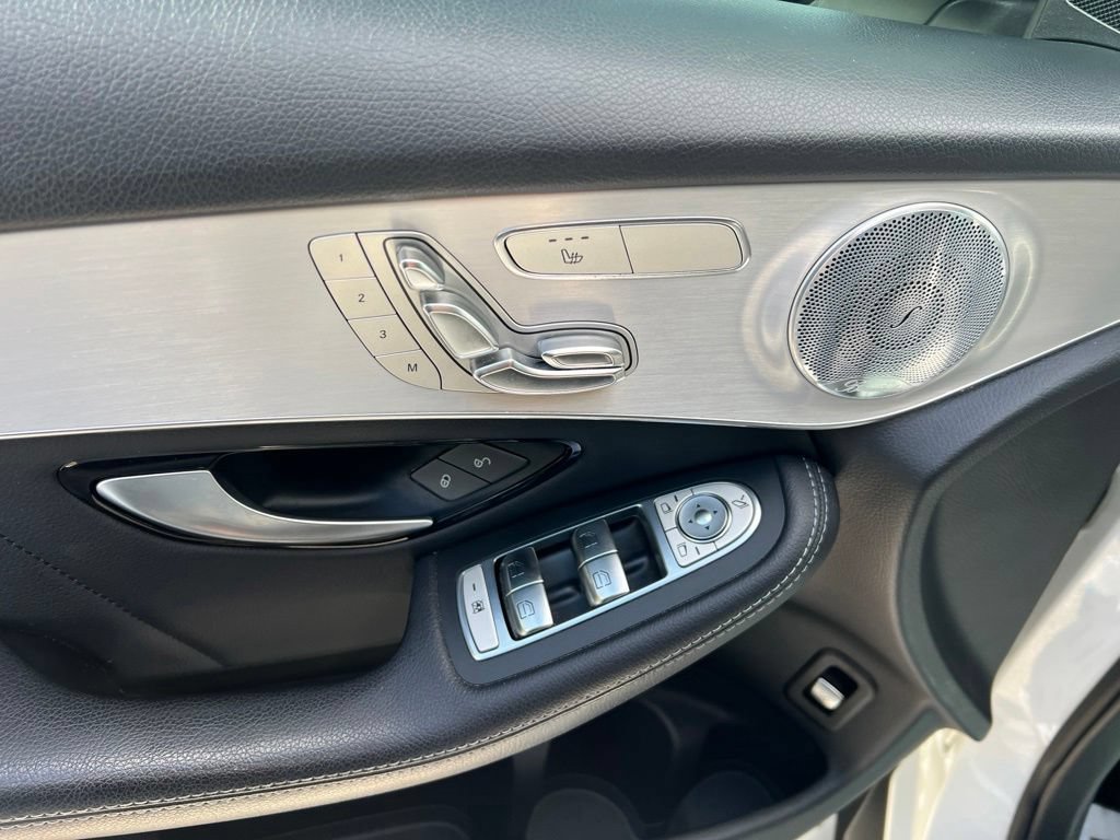 Used 2019 Mercedes-Benz GLC 300 image 29