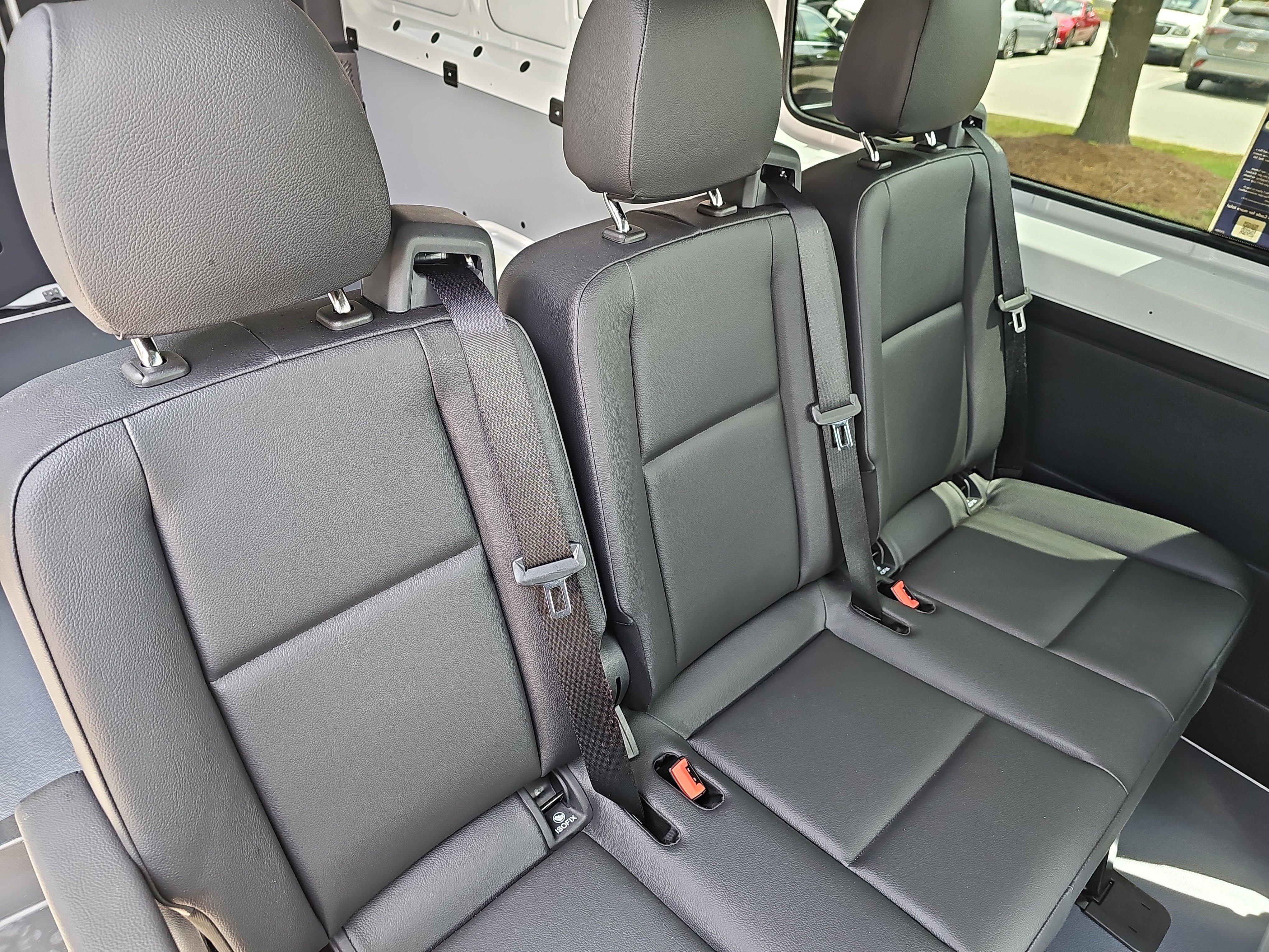 Used 2025 Mercedes-Benz Sprinter 2500 image 12