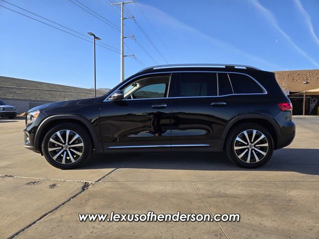 Used 2022 Mercedes-Benz GLB 250 4MATIC image 3