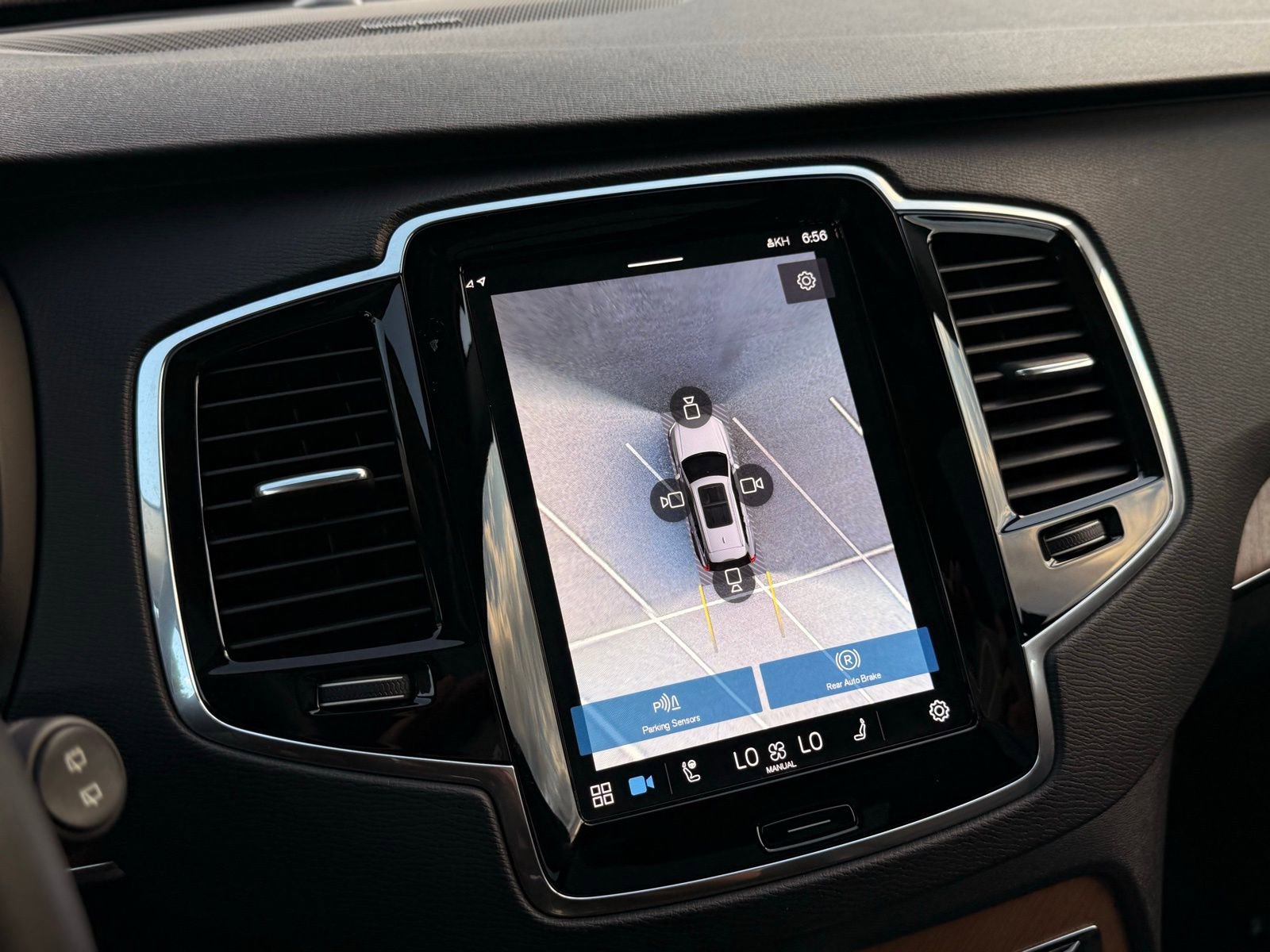 Used 2023 Volvo XC90 T8 Plus image 49