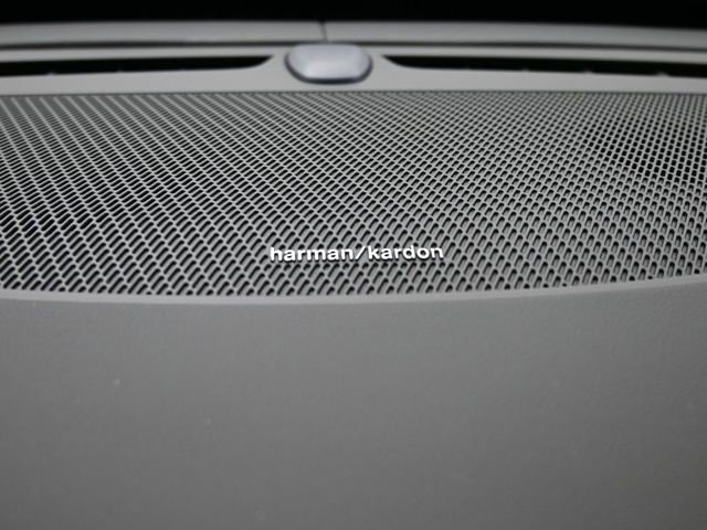 New 2026 Volvo XC90 B6 Plus w/ Protection Package Premier image 35