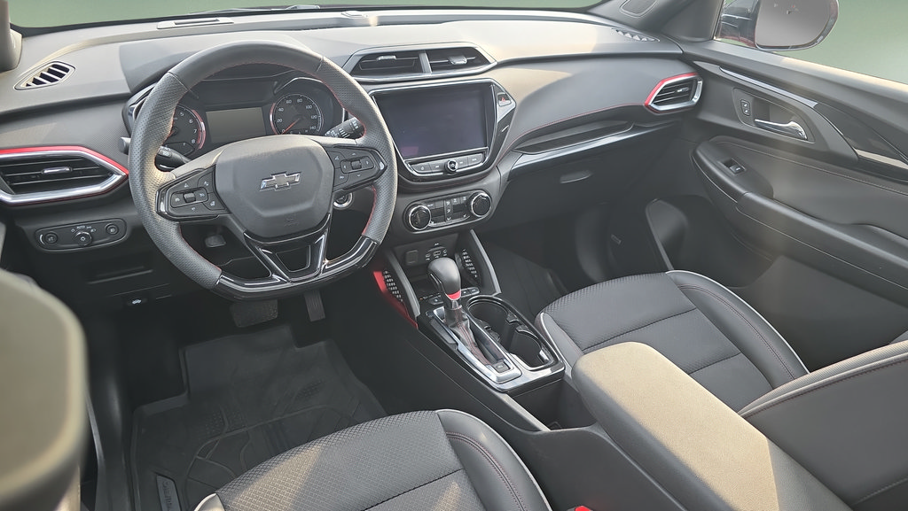 Used 2023 Chevrolet TrailBlazer RS w/ Sun and Liftgate Package AWD/4WD image 29