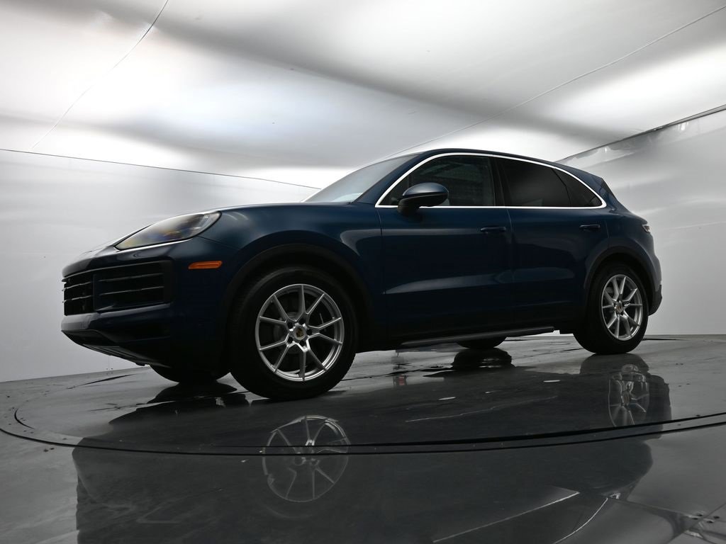 Used 2025 Porsche Cayenne S image 47