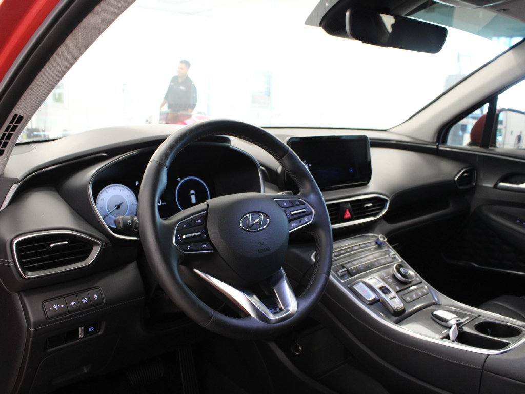 Used 2021 Hyundai Santa Fe Limited FWD image 17