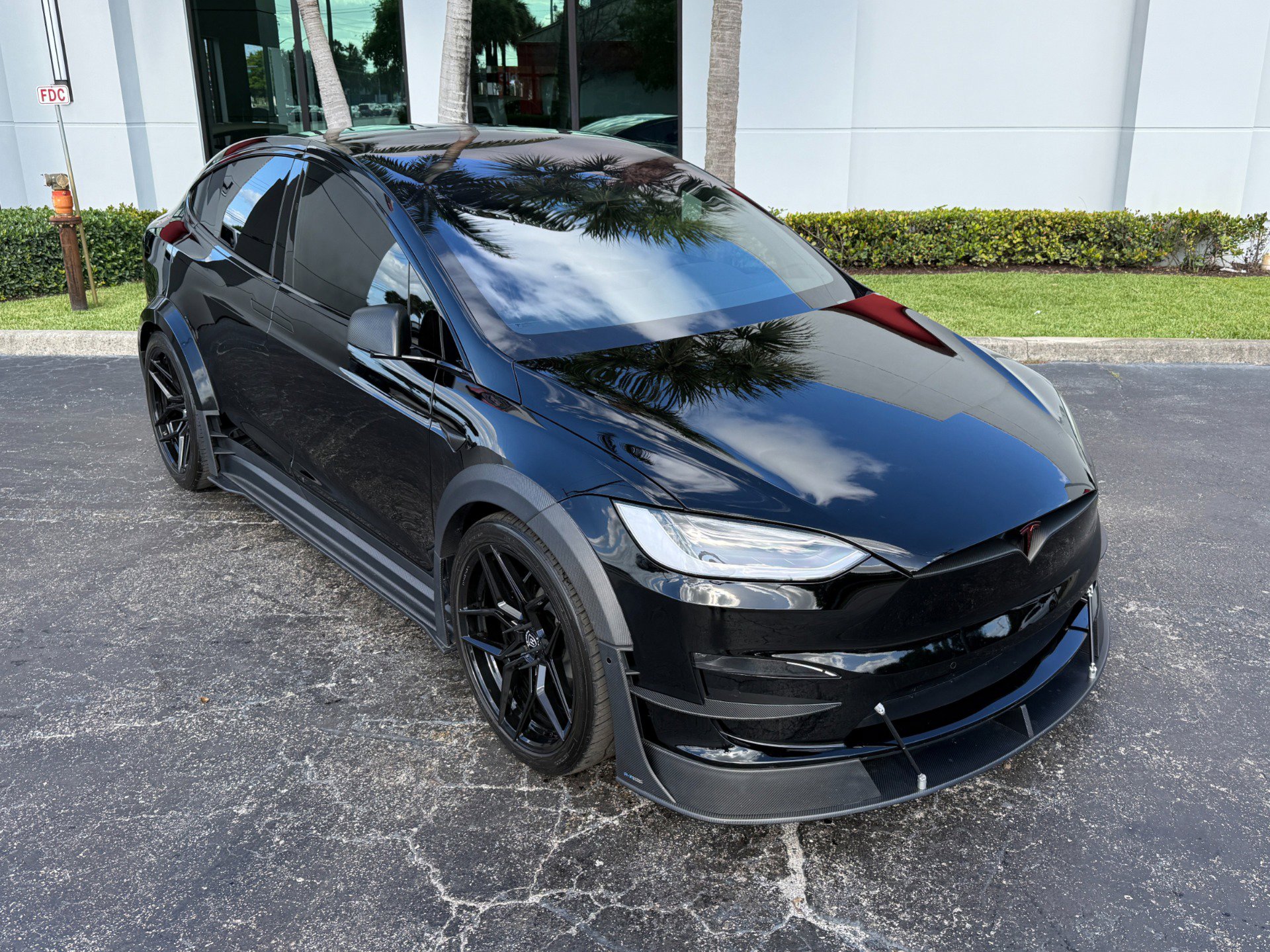 Used 2022 Tesla Model X Plaid AWD/4WD image 5