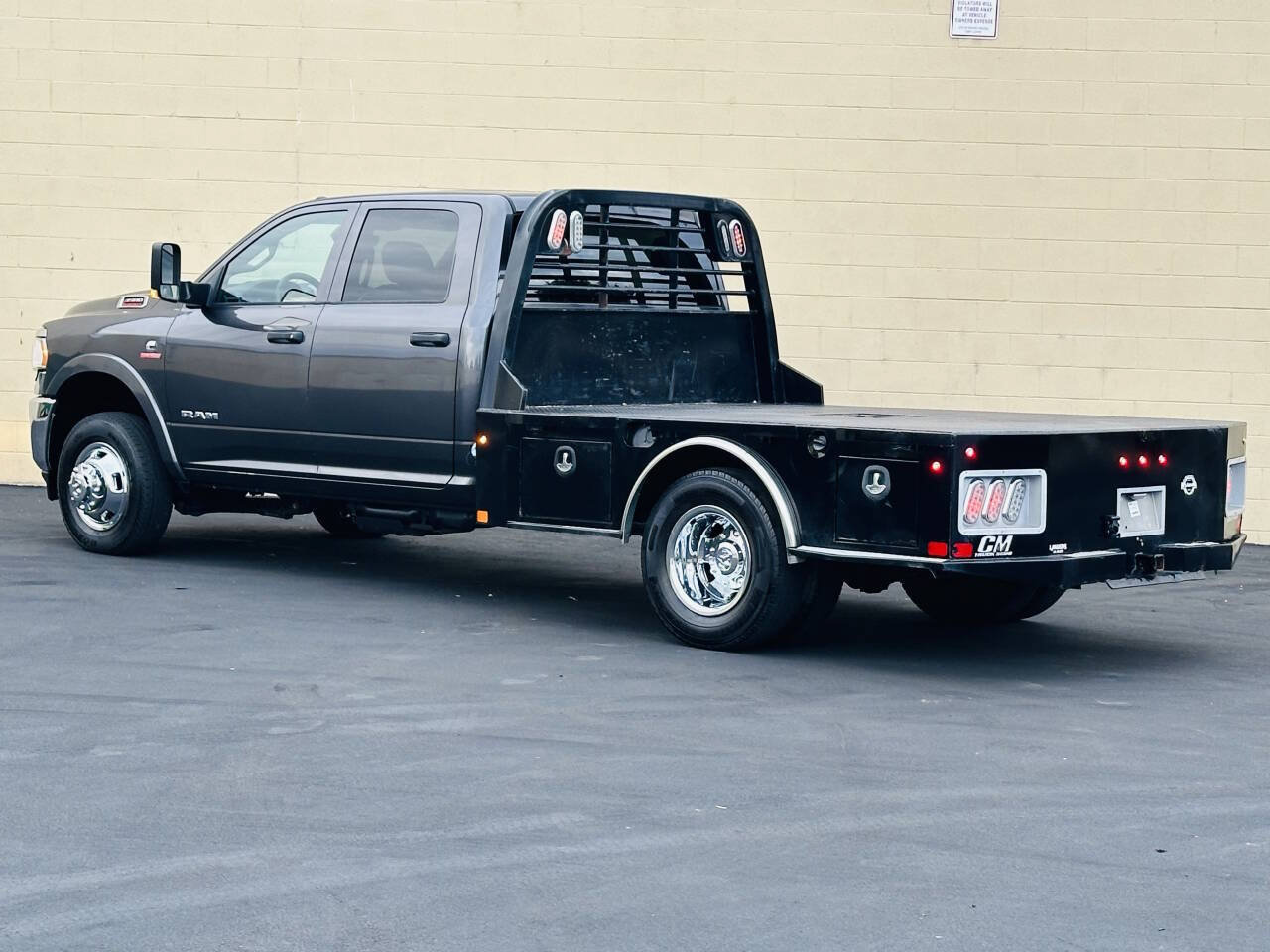 Used 2022 RAM 3500 Tradesman w/ Chrome Appearance Group AWD/4WD image 38