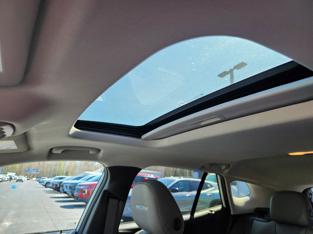 New 2026 Chevrolet Trax ACTIV w/ Sunroof Package image 14