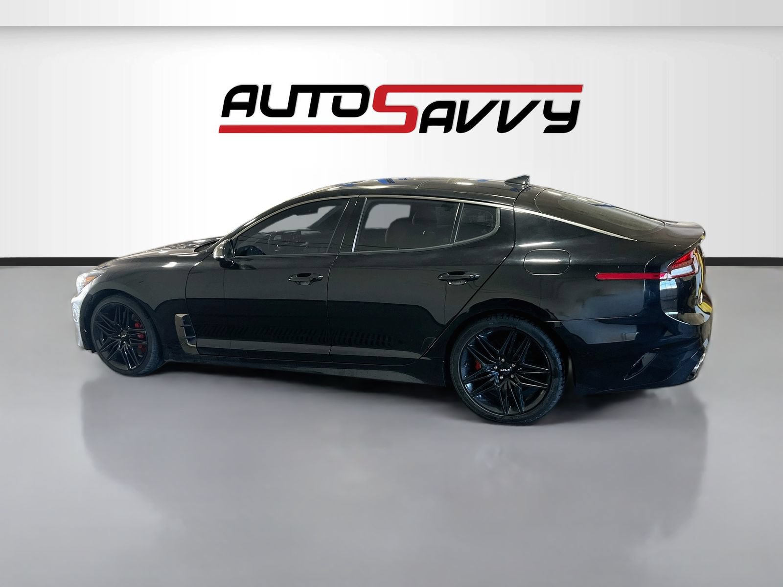 Used 2022 Kia Stinger GT1 w/ Red Interior Color Package AWD/4WD image 4
