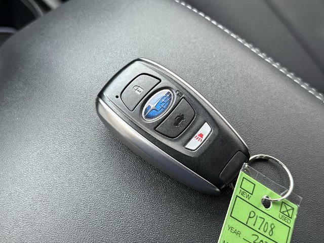 Used 2023 Subaru Ascent Limited w/ Technology Package AWD/4WD image 30