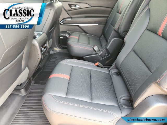 Used 2024 Chevrolet Traverse RS AWD/4WD image 32