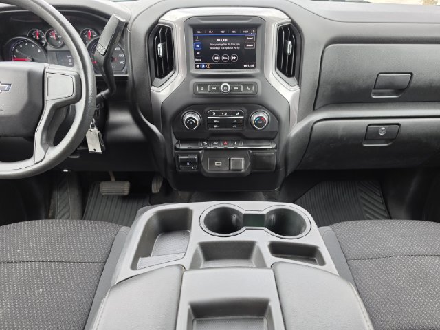 Used 2020 Chevrolet Silverado 1500 Custom Trail Boss w/ Custom Convenience Package AWD/4WD image 18