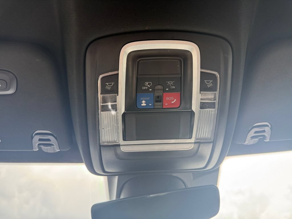 Used 2024 RAM 1500 Laramie RWD image 26