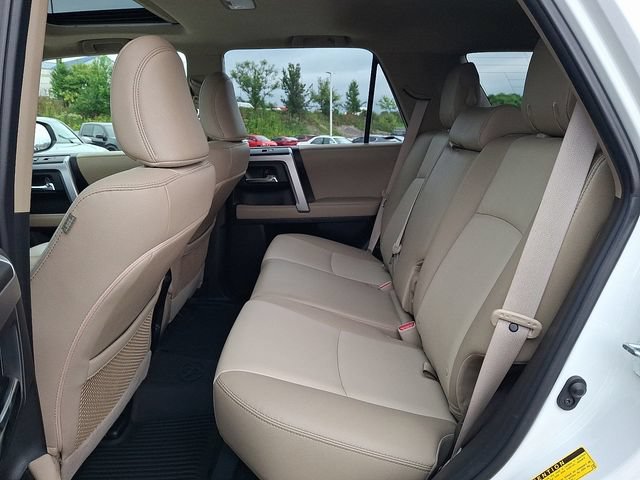 Used 2021 Toyota 4Runner SR5 Premium w/ Moonroof Package AWD/4WD image 23