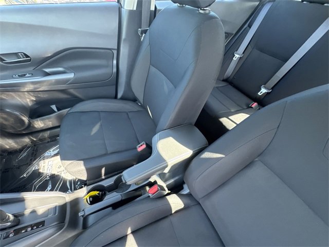 New 2025 Nissan Kicks Play S image 8