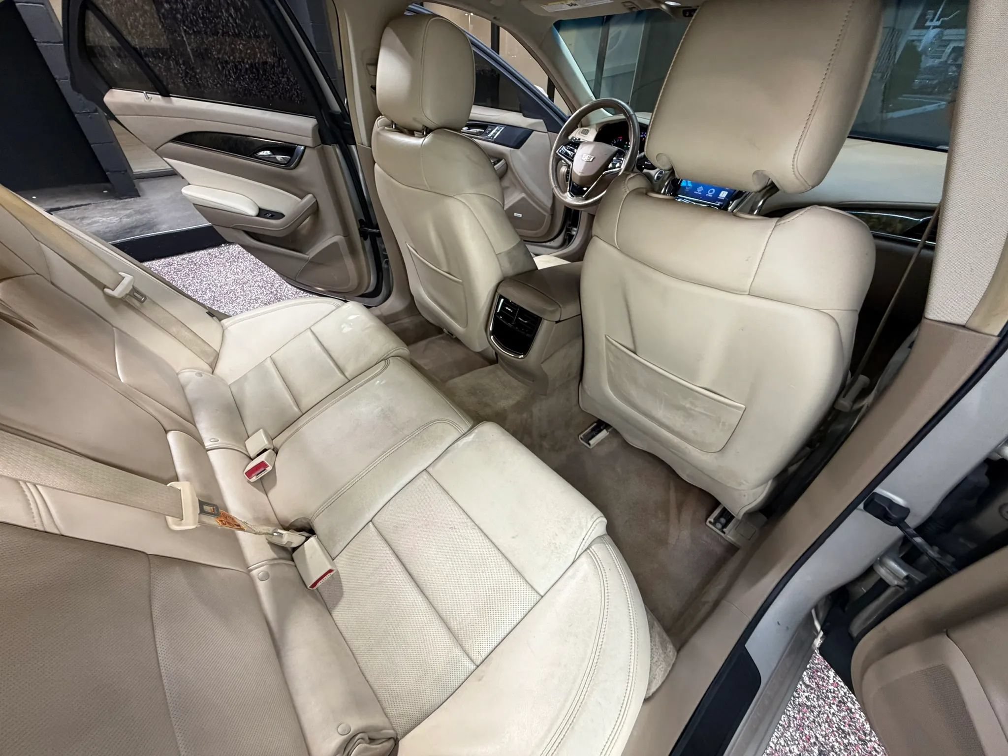 Used 2015 Cadillac CTS Luxury RWD image 30