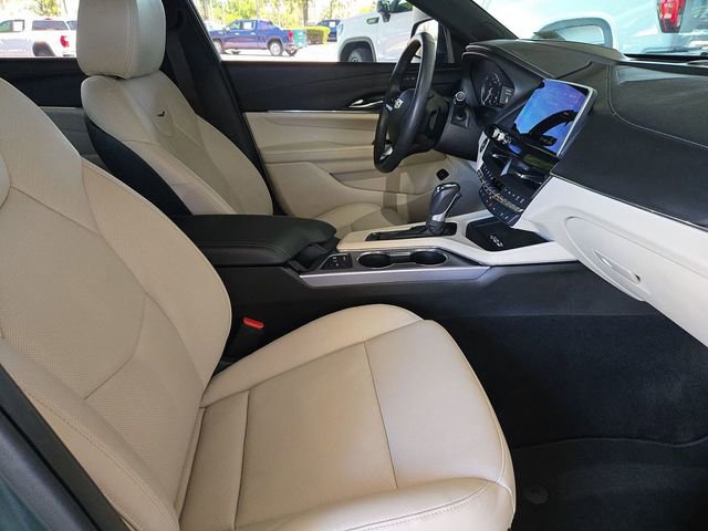 Certified 2025 Cadillac CT4 Premium Luxury image 29