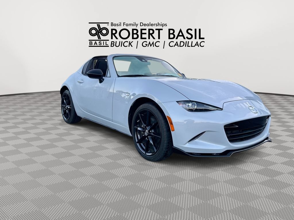 Used 2019 MAZDA MX-5 Miata RF Club w/ I-ACTIVSENSE Sport Package RWD image 2