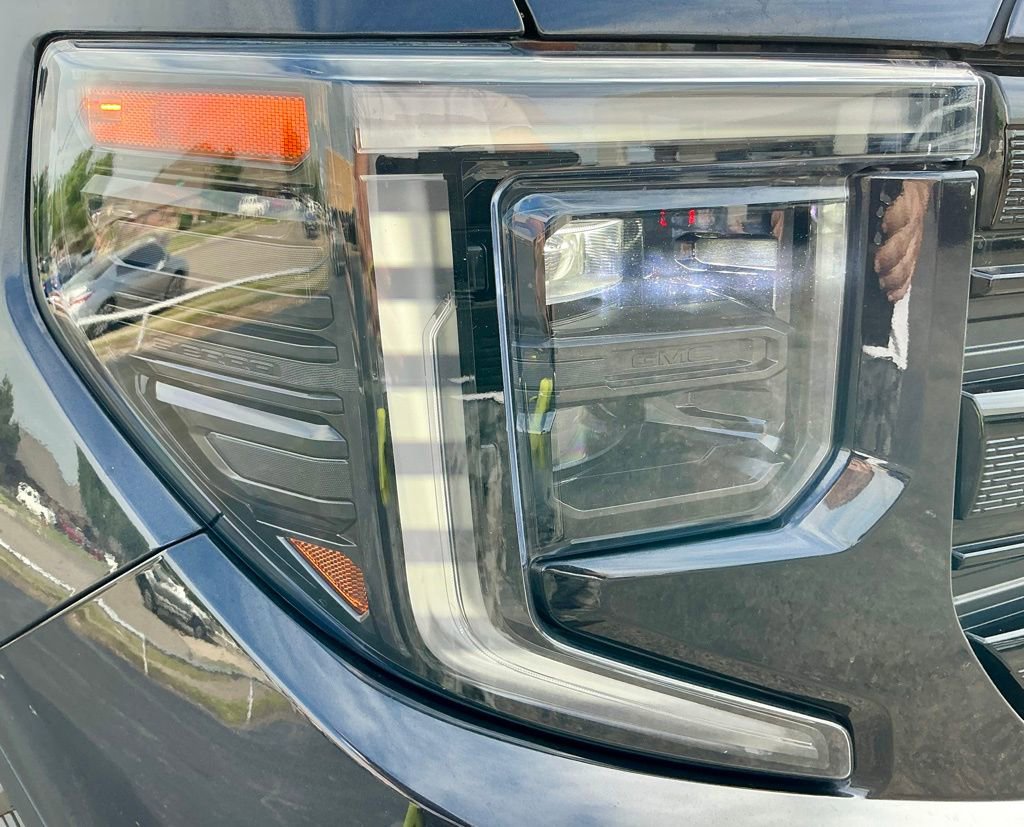 Used 2023 GMC Sierra 1500 Elevation RWD image 8