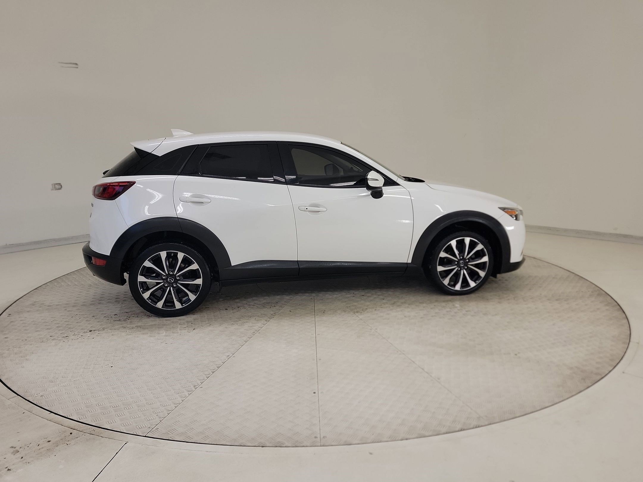 Used 2019 MAZDA CX-3 Touring image 6