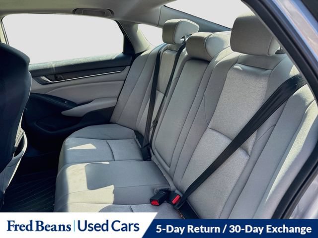 Used 2018 Honda Accord EX image 30