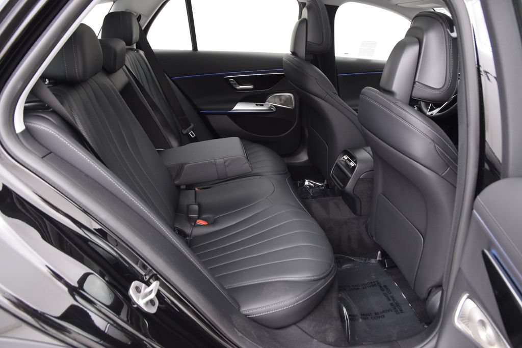Used 2026 Mercedes-Benz E 450 4MATIC All-Terrain Wagon image 19