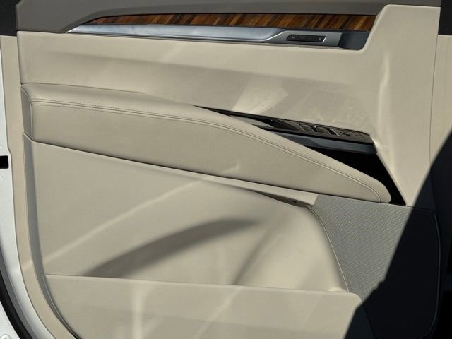 Certified 2025 Cadillac Escalade ESV Sport Platinum image 15