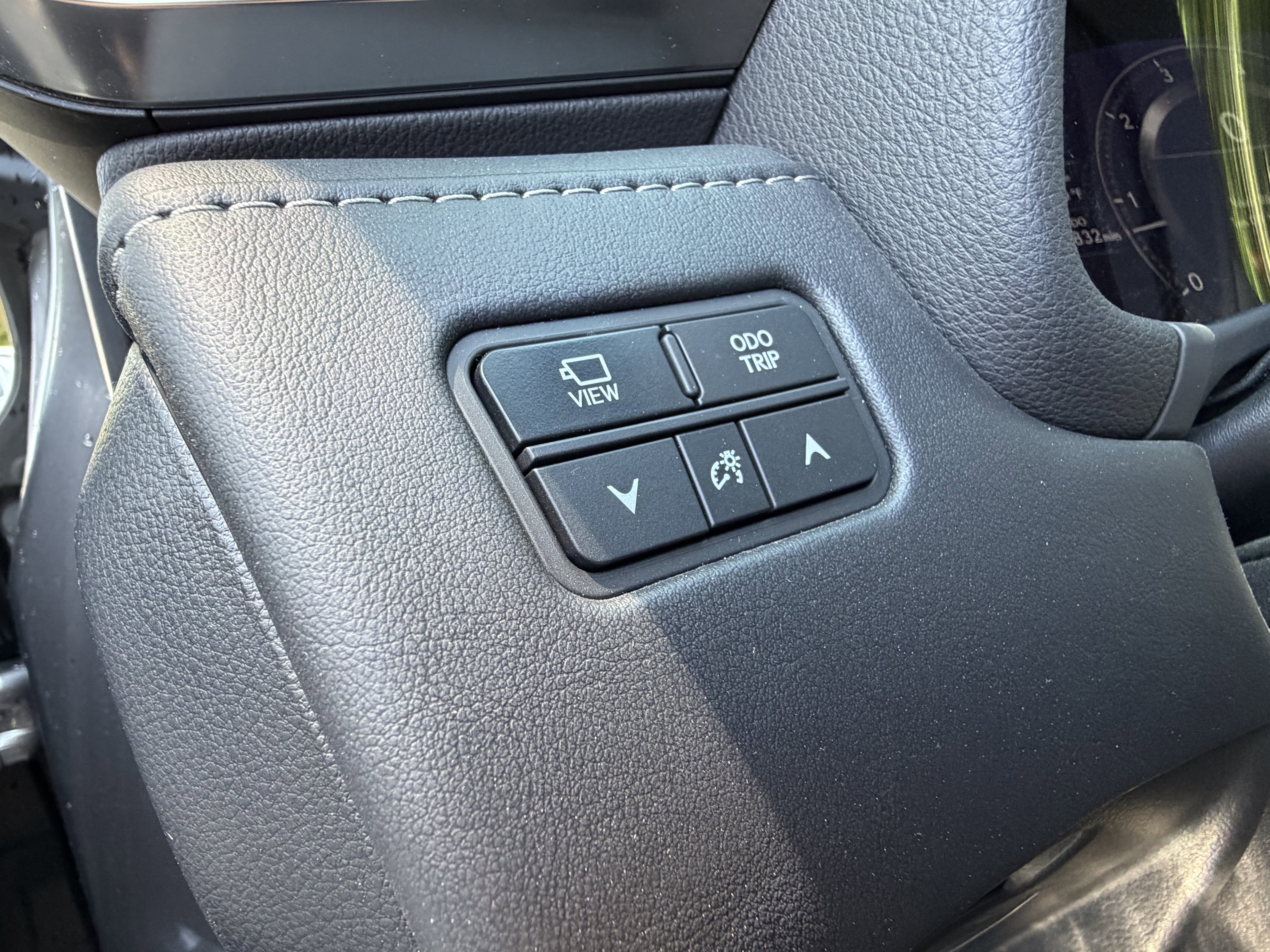 Used 2022 Lexus LX 600 4WD w/ Accessory Package (Z1) image 14
