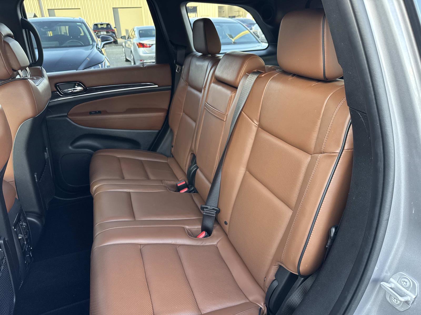 Used 2021 Jeep Grand Cherokee Overland image 12