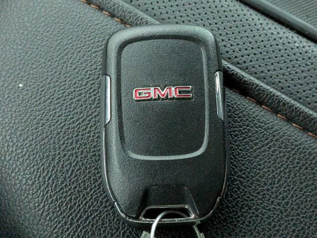 Used 2020 GMC Sierra 1500 AT4 w/ AT4 Premium Package image 24