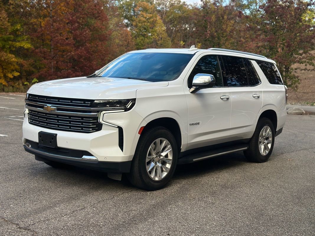 Used 2024 Chevrolet Tahoe Premier image 3