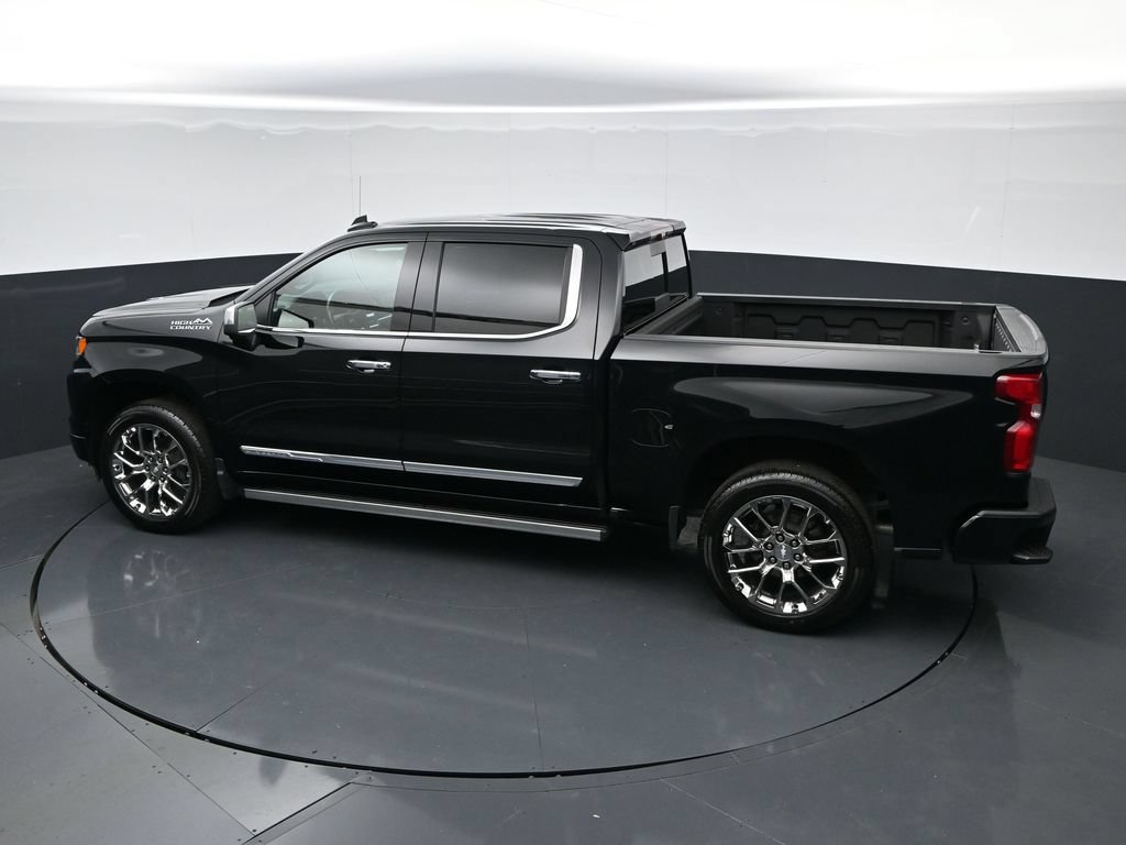 Used 2025 Chevrolet Silverado 1500 High Country AWD/4WD image 49