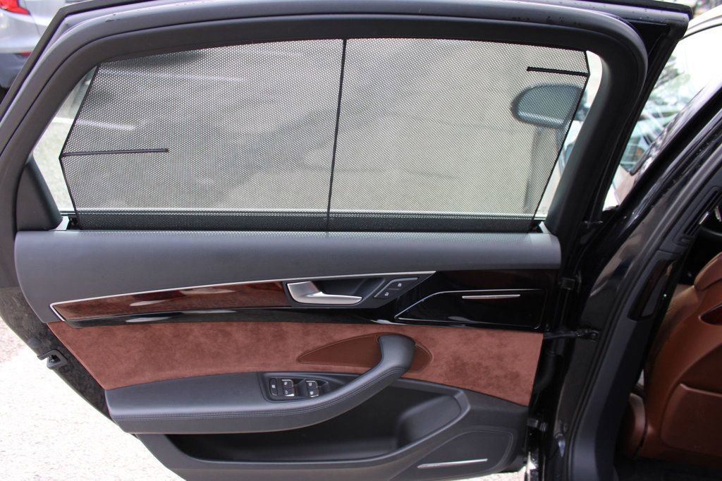 Used 2012 Audi A8 L 4.2 image 32