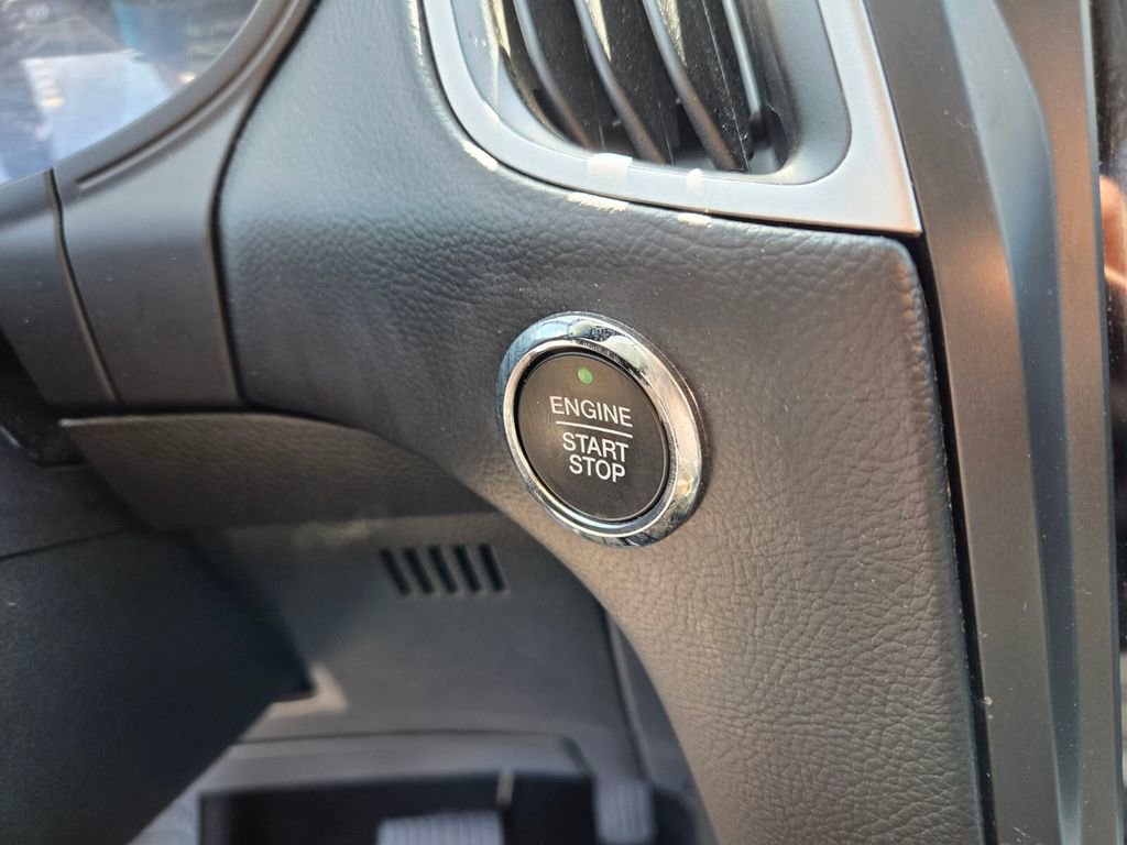 Used 2022 Ford Edge SEL image 27